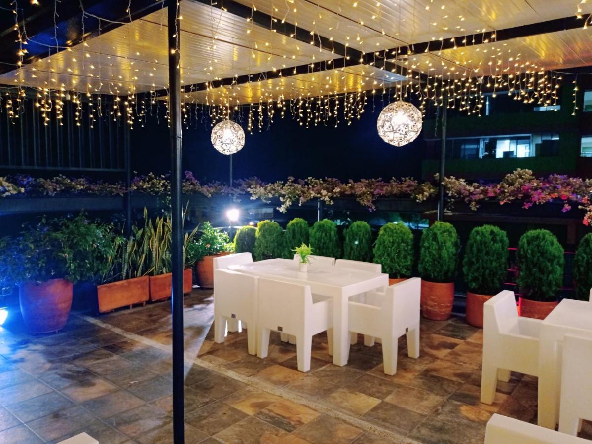 נייבה Hotel Rosales Boutique מראה חיצוני תמונה